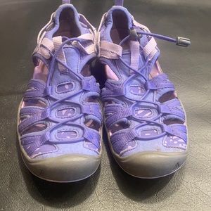 Purple keen sandals